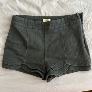 Tobi scalloped blue shorts